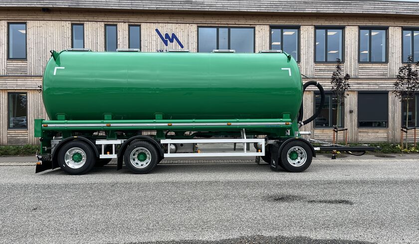 Krakk Transport AB - 36.000 liter fodertank-trailer