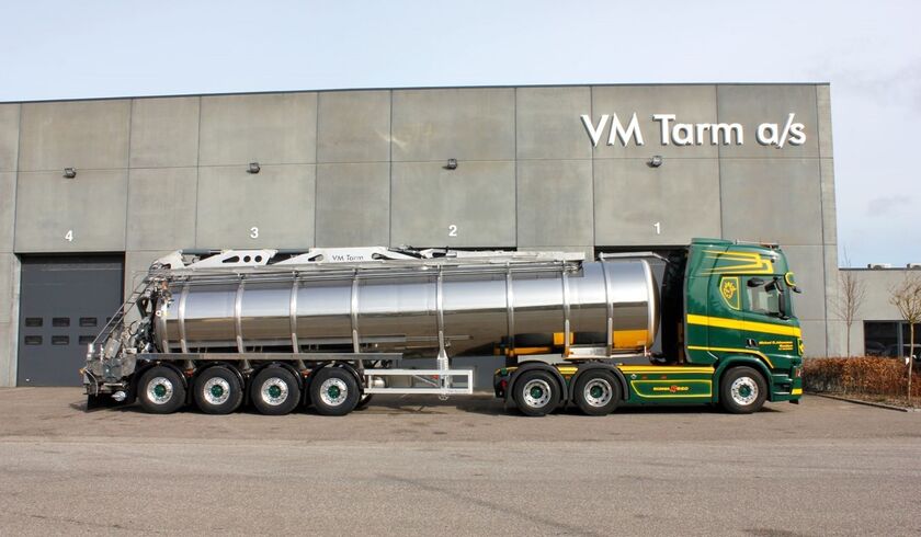 parkeret-semitrailer-til-gylletransport_19127.jpg